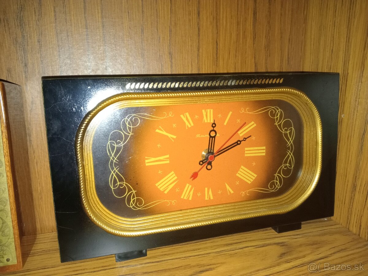 Retro Hodiny