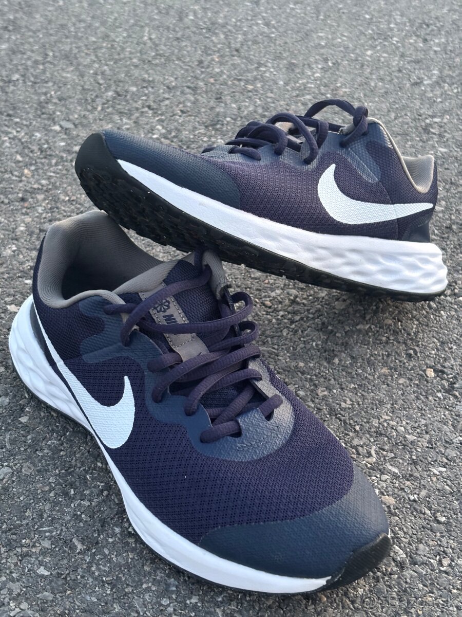 Nike Revolution 6 Modré