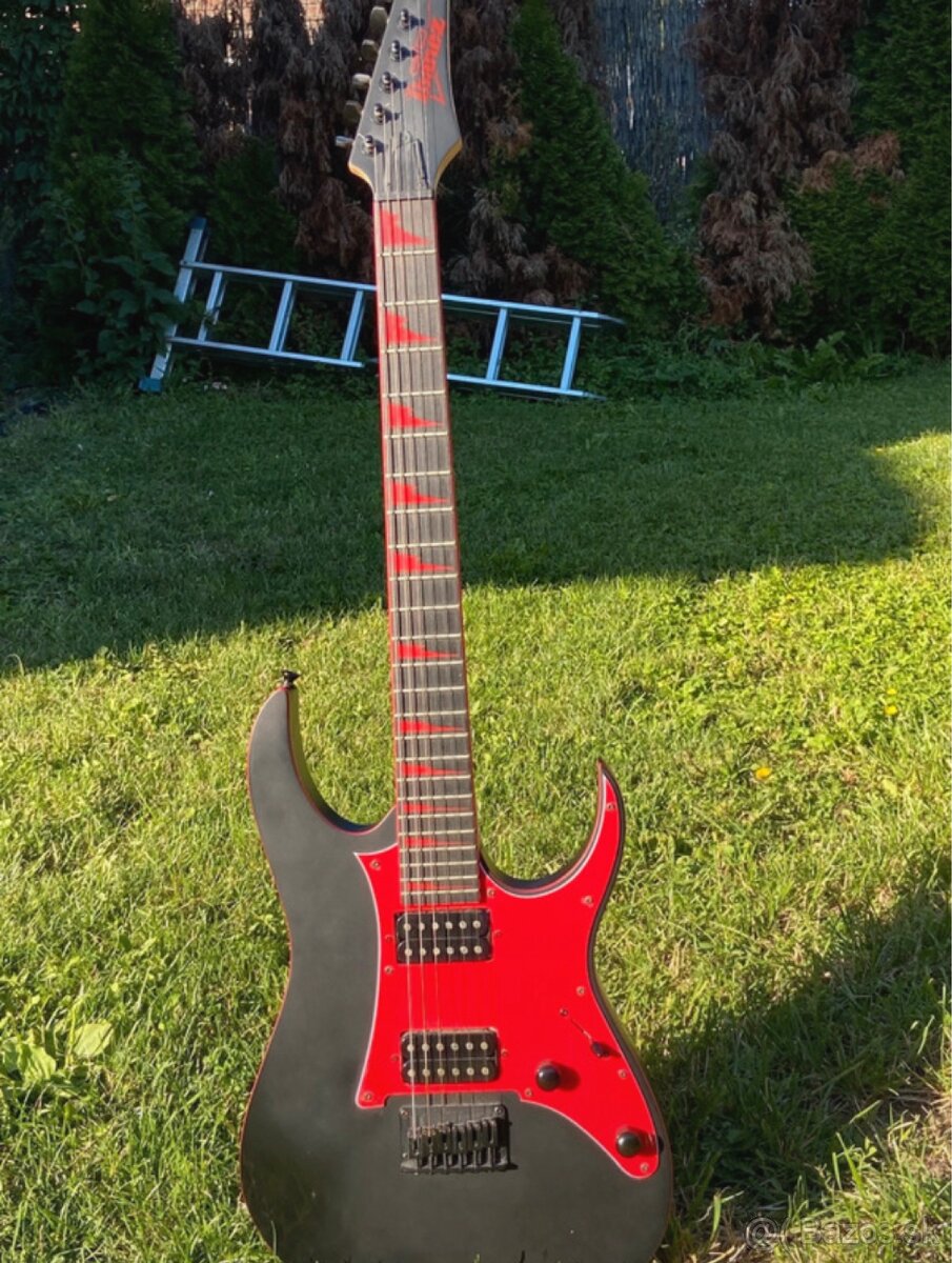 Black Flat Elektrická gitara Ibanez