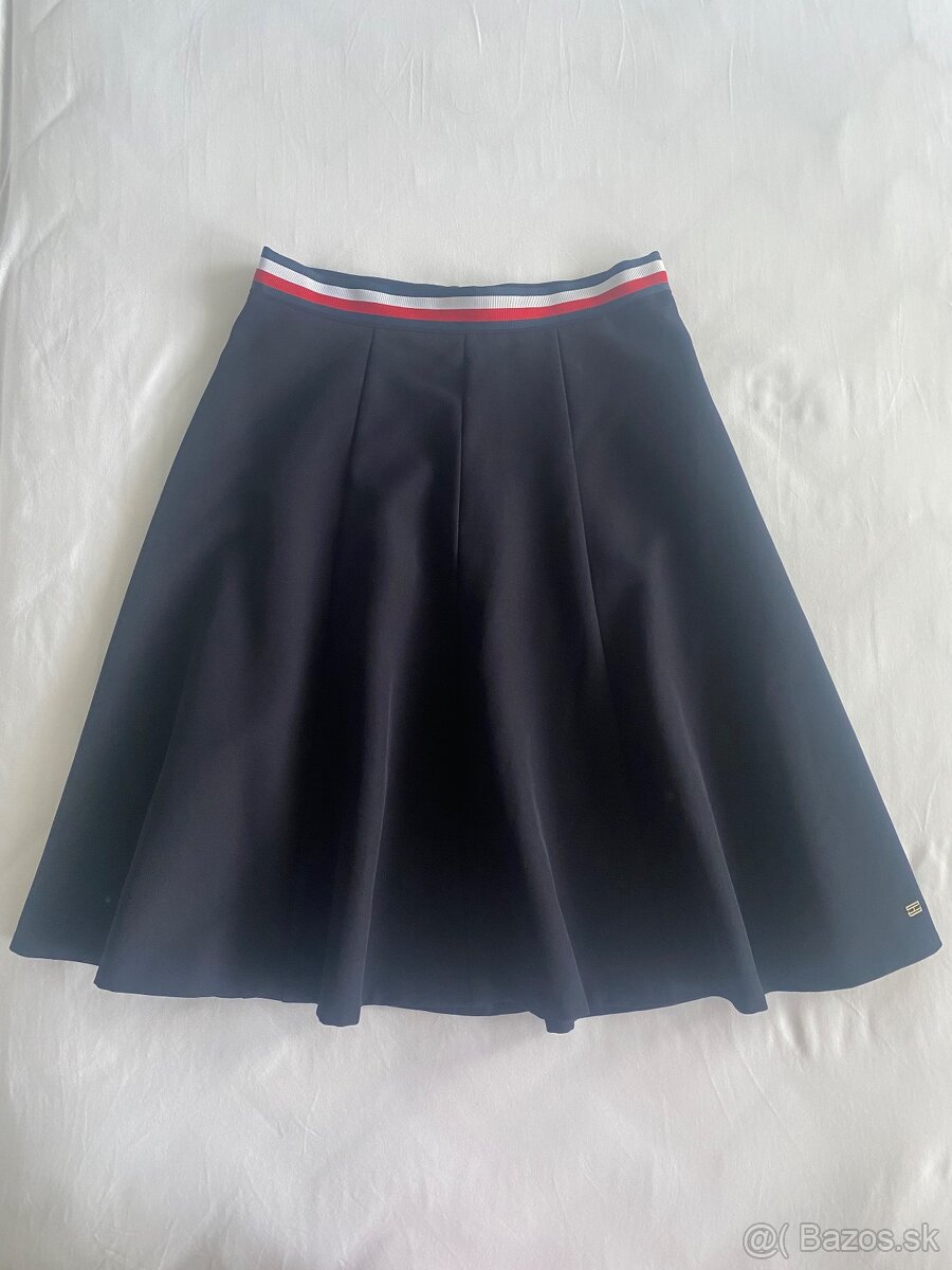 Tommy Hilfiger sukna