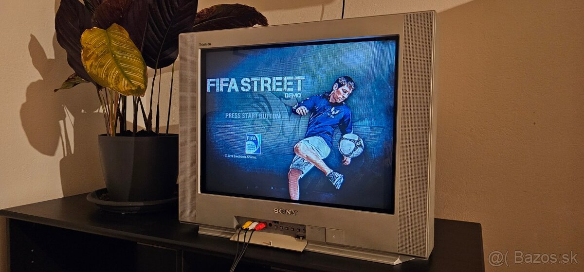 Sony Trinitron KV-21FX30K • TOP stav pre Retro Gaming