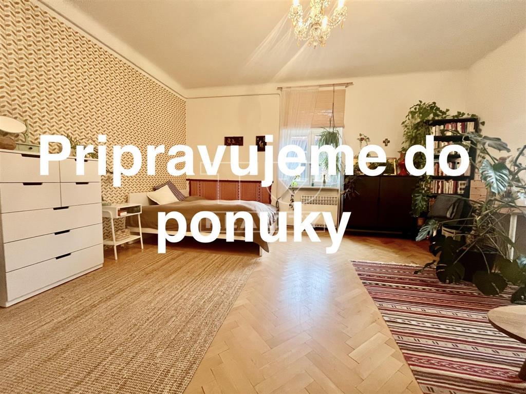 Rezervované - Zariadený 1i byt v centre mesta s výbornou...