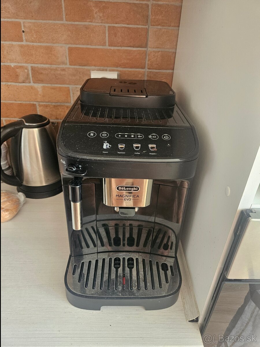 Predám kávovar DeLonghi