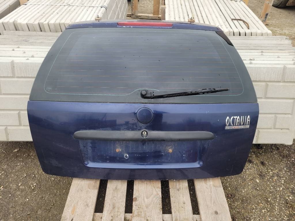 SKODA OCTAVIA I COMBI PIATE DVERE