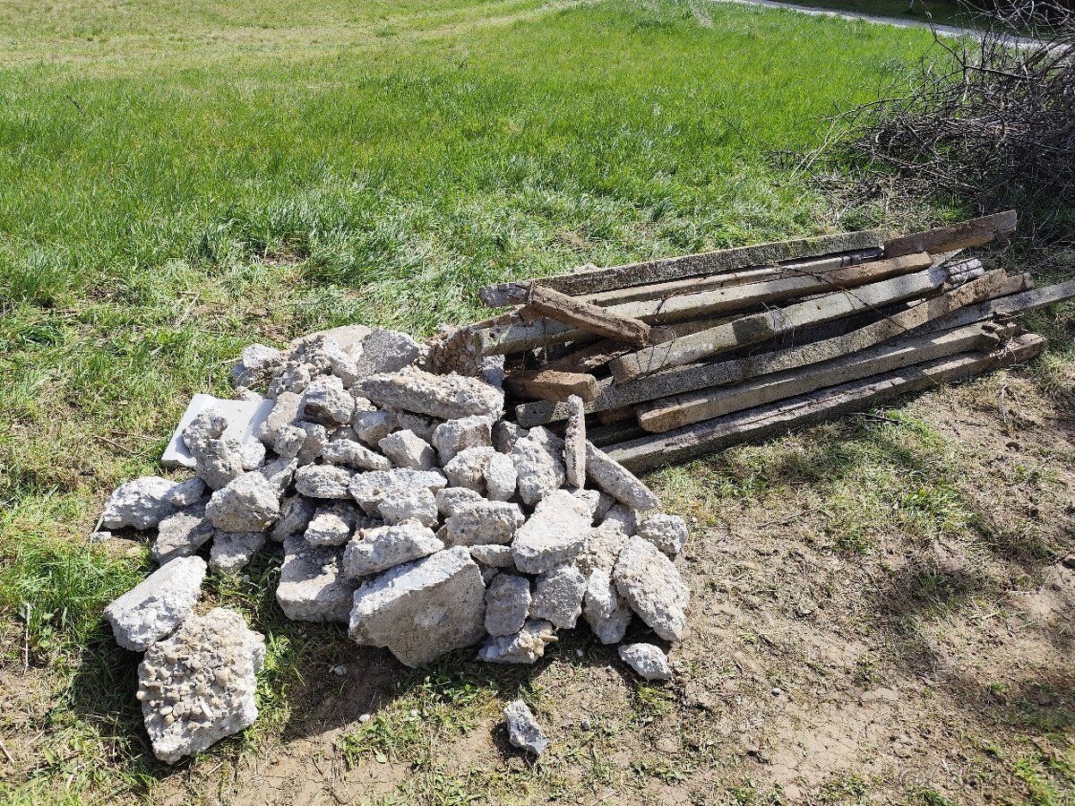 Darujem stavebnú sut