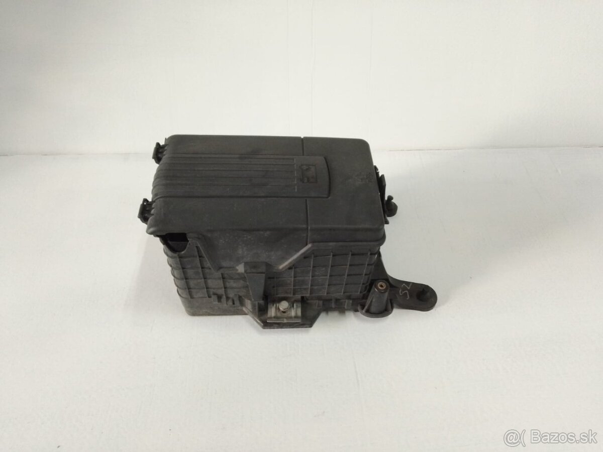 držiak autobatérie Superb 2, Octavia 2