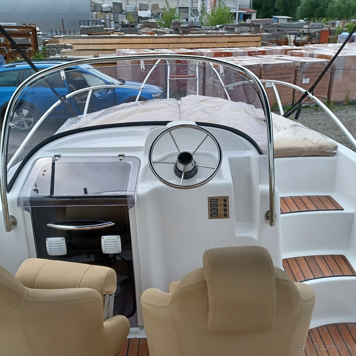 Motorový čln, loď Orion 560 SD