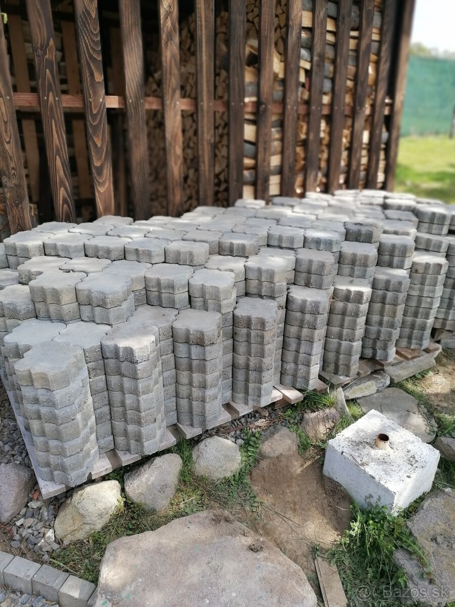 Zamkova dlažba