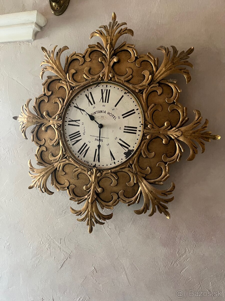 Hodiny nástenne 79cm