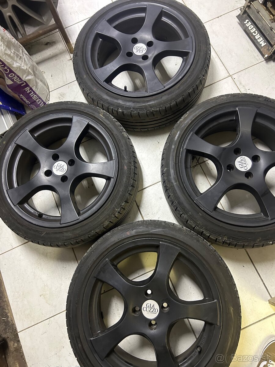 Hlinikove disky 4x100 r 17 letne pneu 205/45 r17