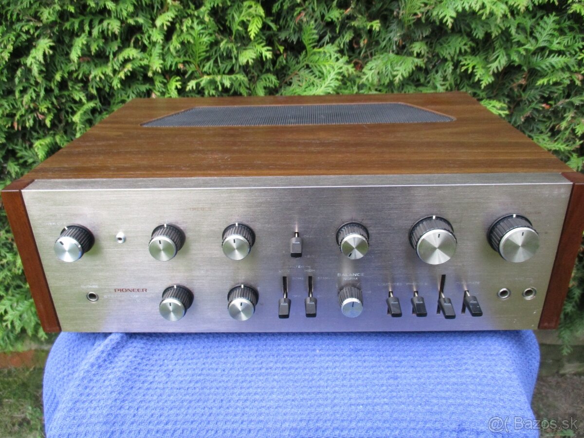 Pioneer SA-1000
