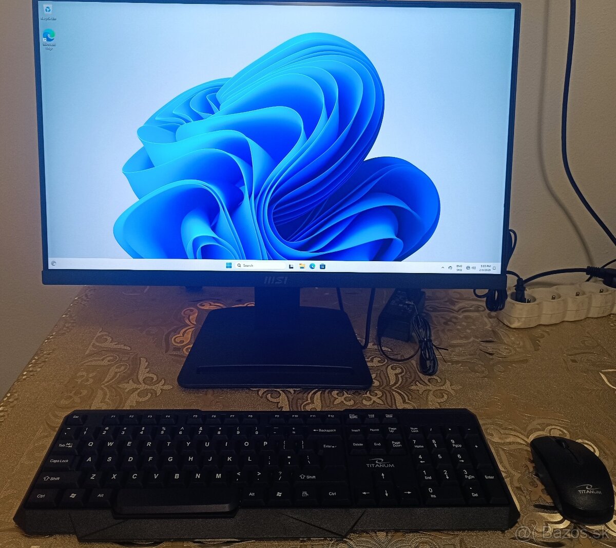 PC HP Intel i3, 8GB, SSD 128GB, Windows a MS Office