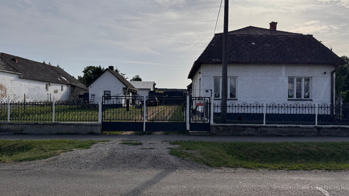Na predaj, rodinný dom v Drahňove.