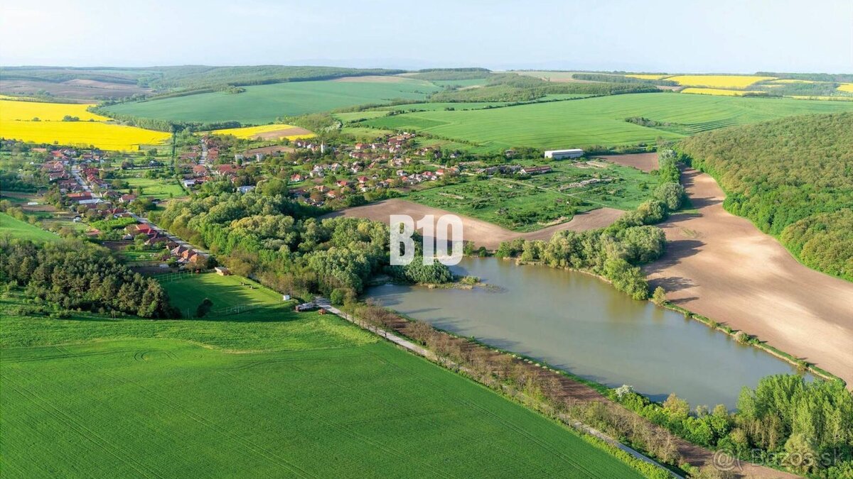 NA PREDAJ stavebný pozemok 2040m2