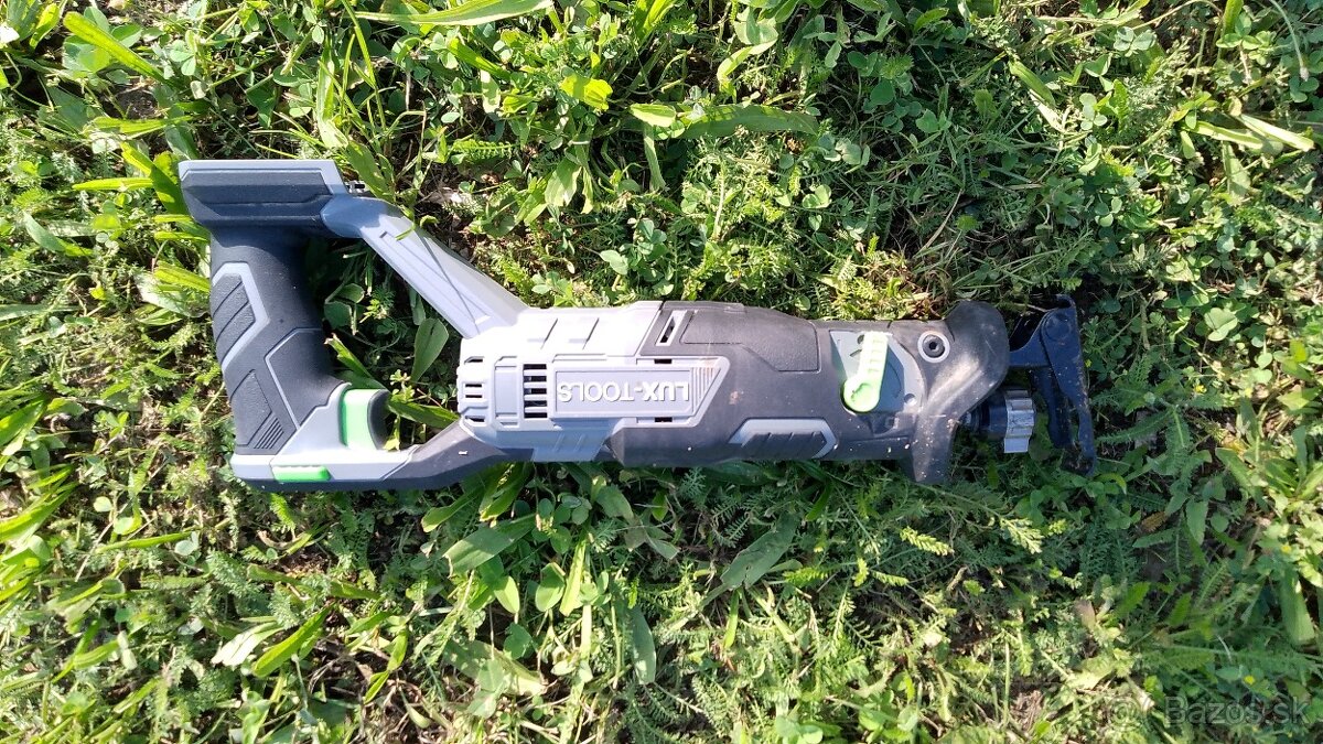 Predám Motorová a baterková píla