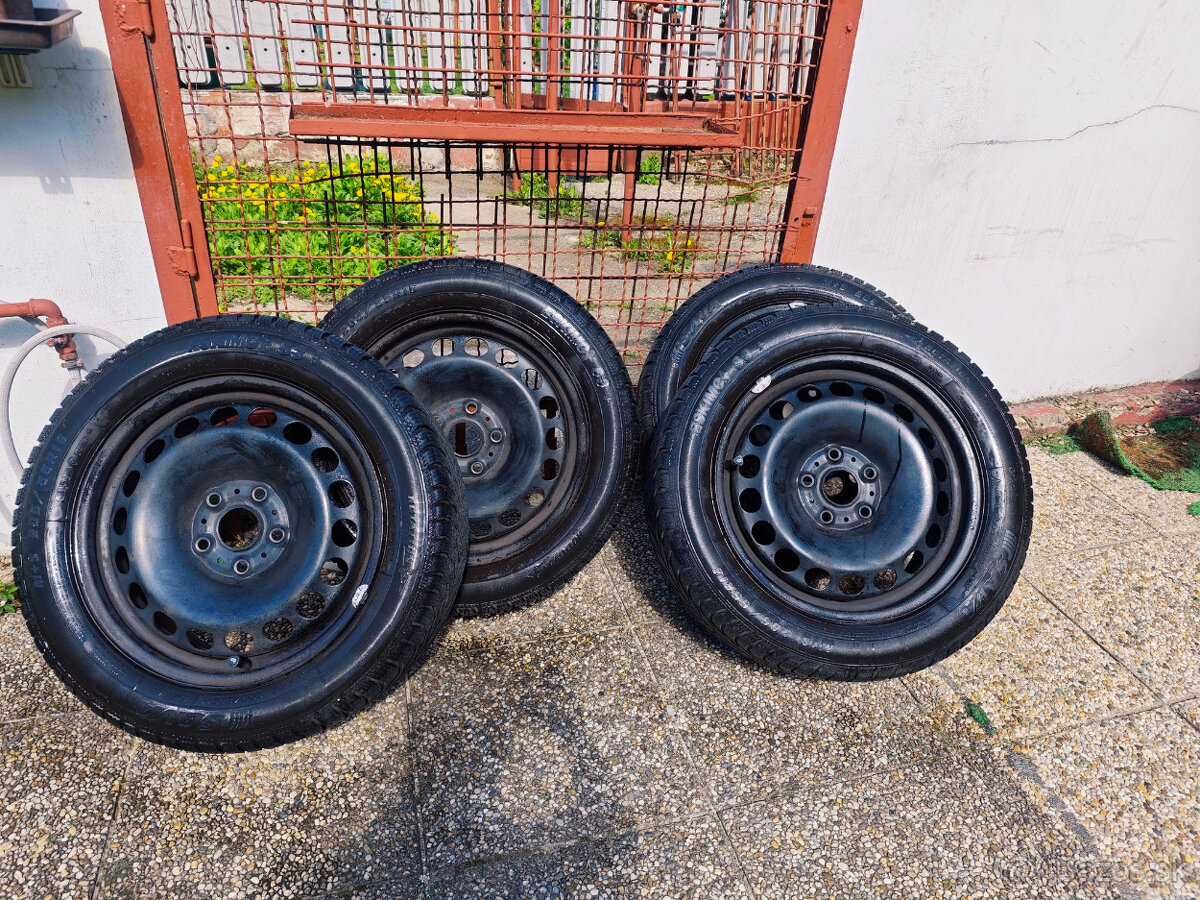 Plechove disky s pneumatikami 205/55/R16