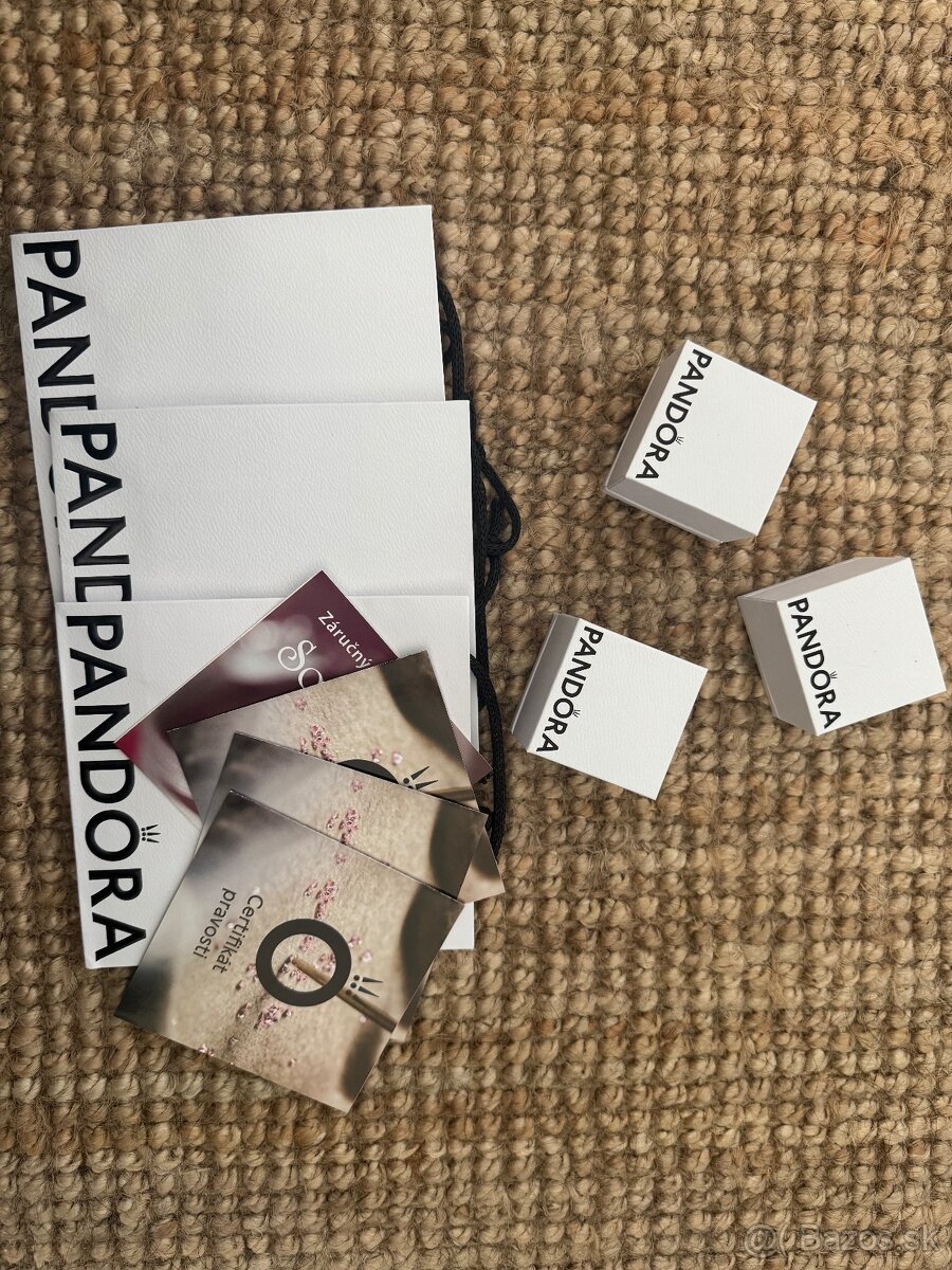 Pandora krabicky a tasky