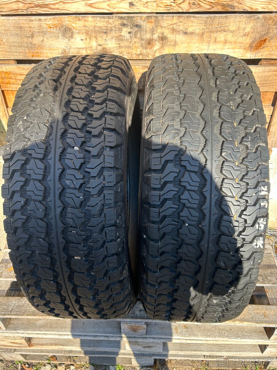 GoodYear Wrangler AT/SA 265/70/16”-112T m&s