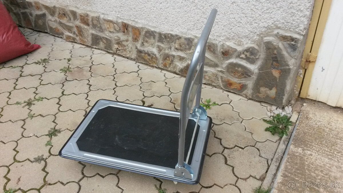 Manipulačný vozík