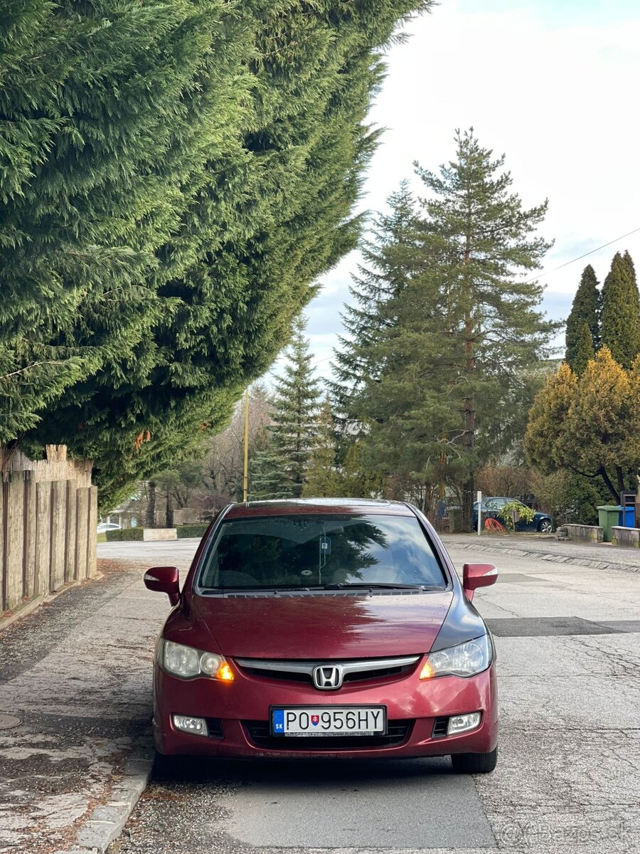 đźš— Honda Civic 1.8 (2006) – LPG + BenzĂn