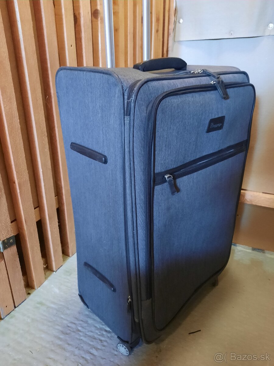 Cestovny kufor