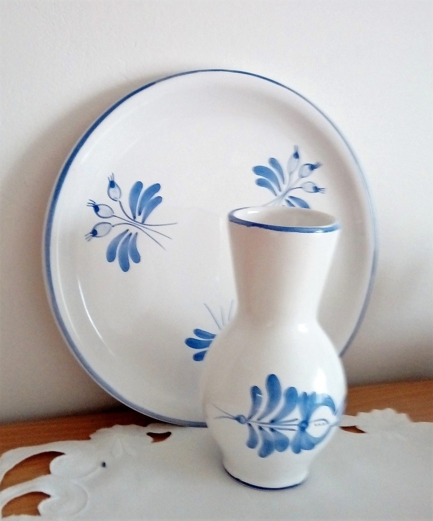 tanier s vázou - keramika
