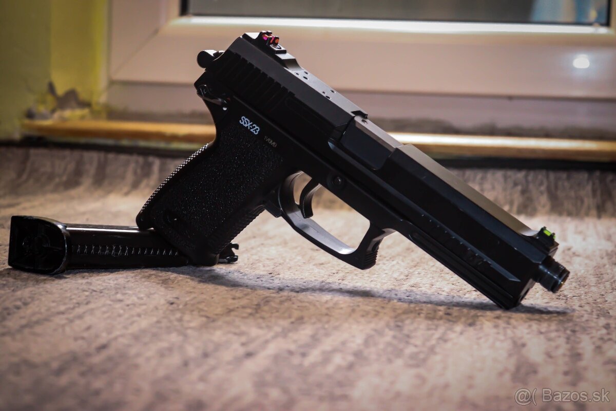 Novritsch SSX23 Airsoft Pištol Green Gas + tlmič