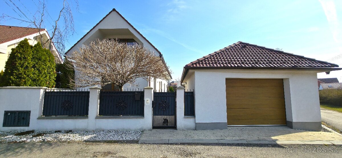 PNORF – 4i RD, domček s terasou, garáž, 650 m2, H. Orešany