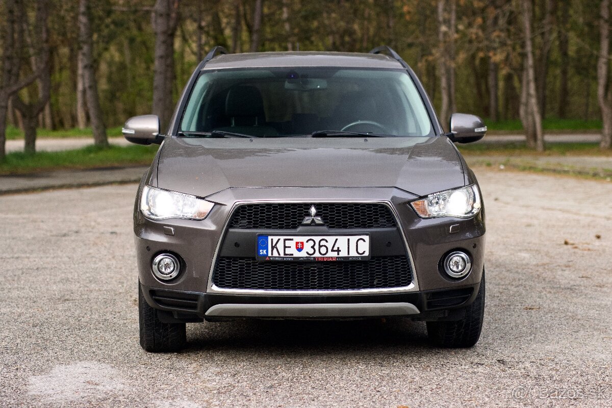 Mitsubishi Outlander 2.2,diesel,4x4, 7.miestne,