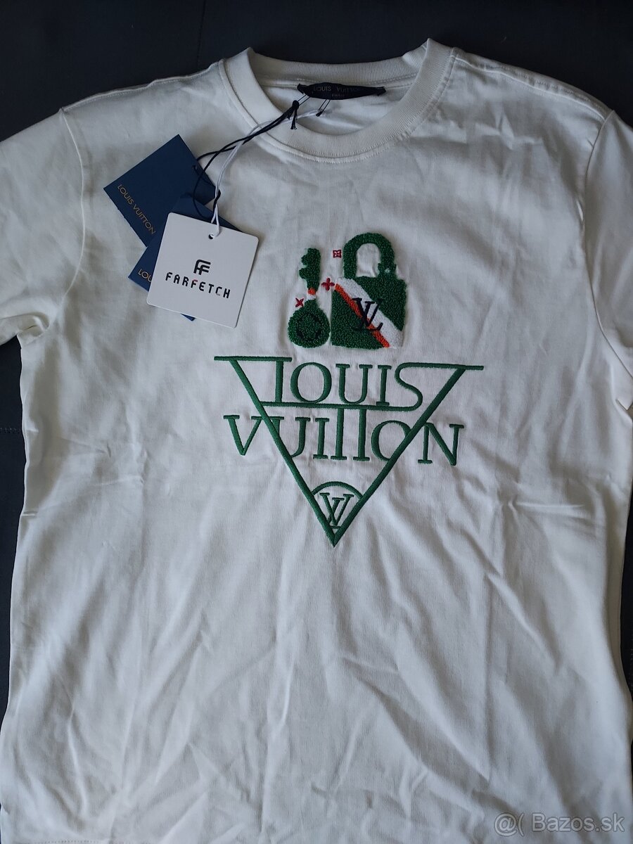 Lv tricko