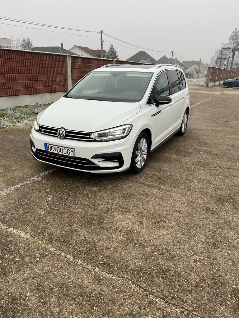 VW Touran R-Line TDI