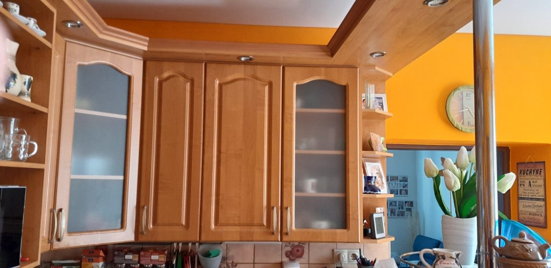 Kuchynská linka s príslušenstvom