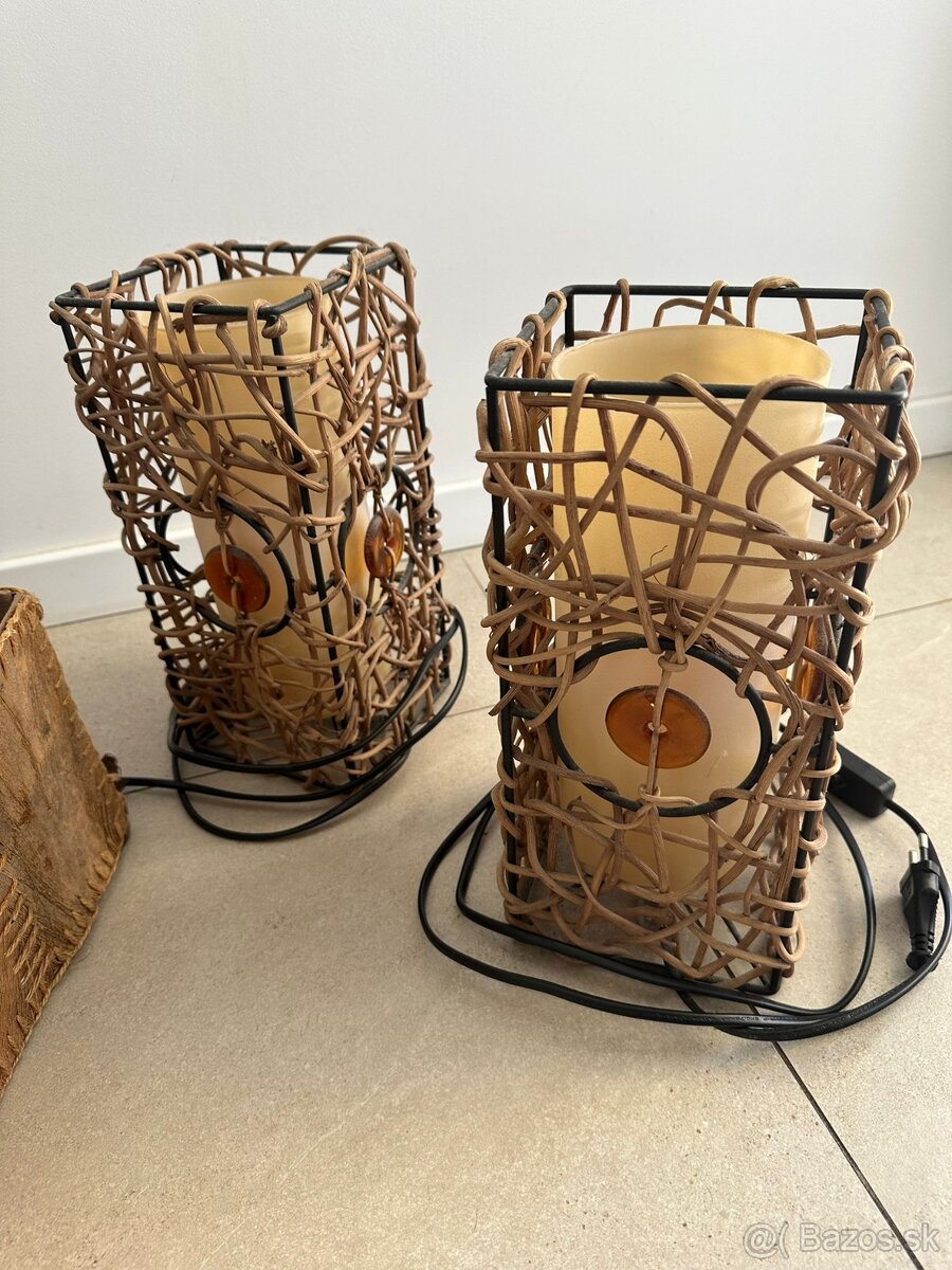Súprava 2ks lampa+ 2ks svietidlá ks/10€
