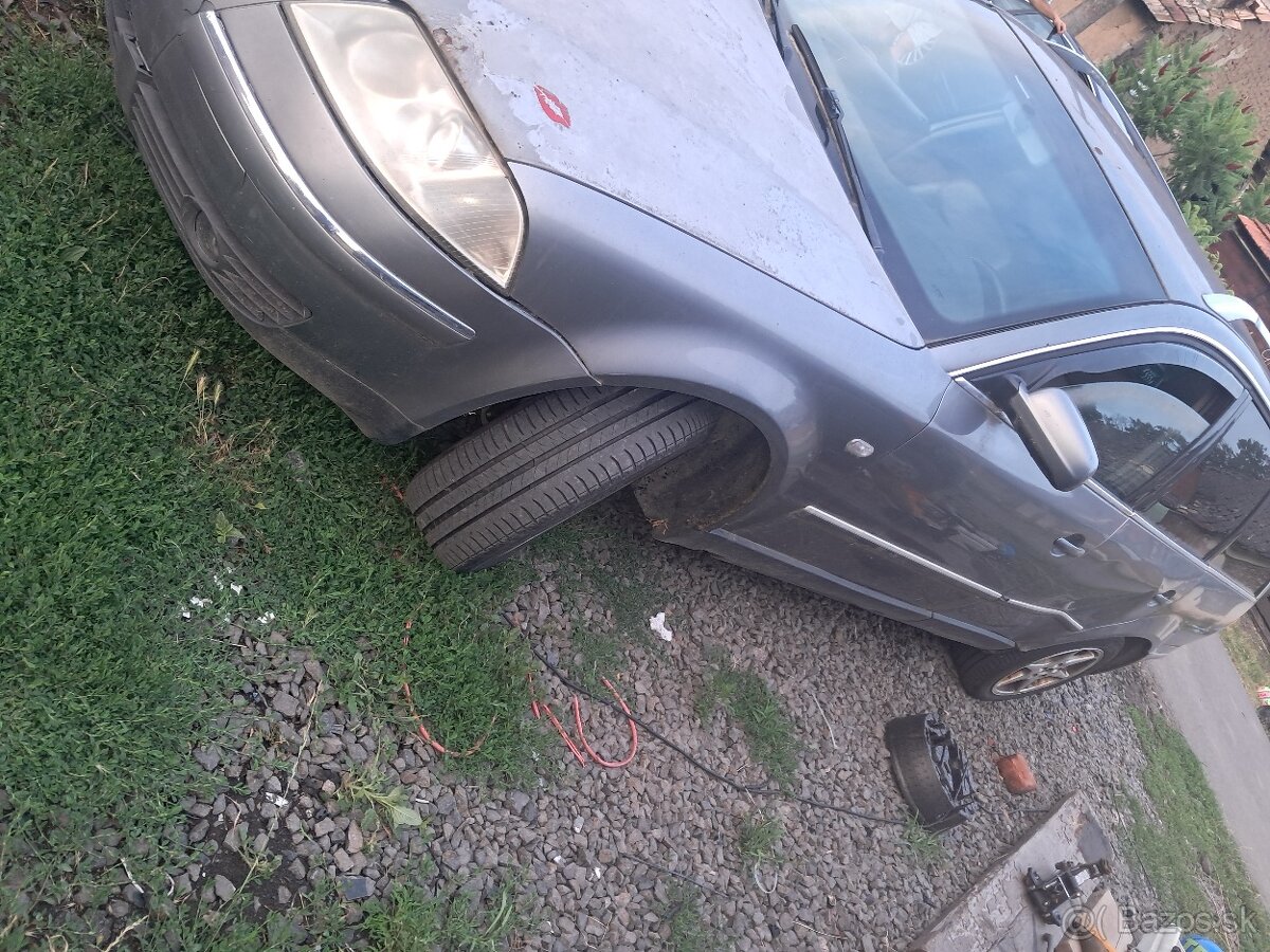 Rozpredám passat b5.5 1.9 96kw