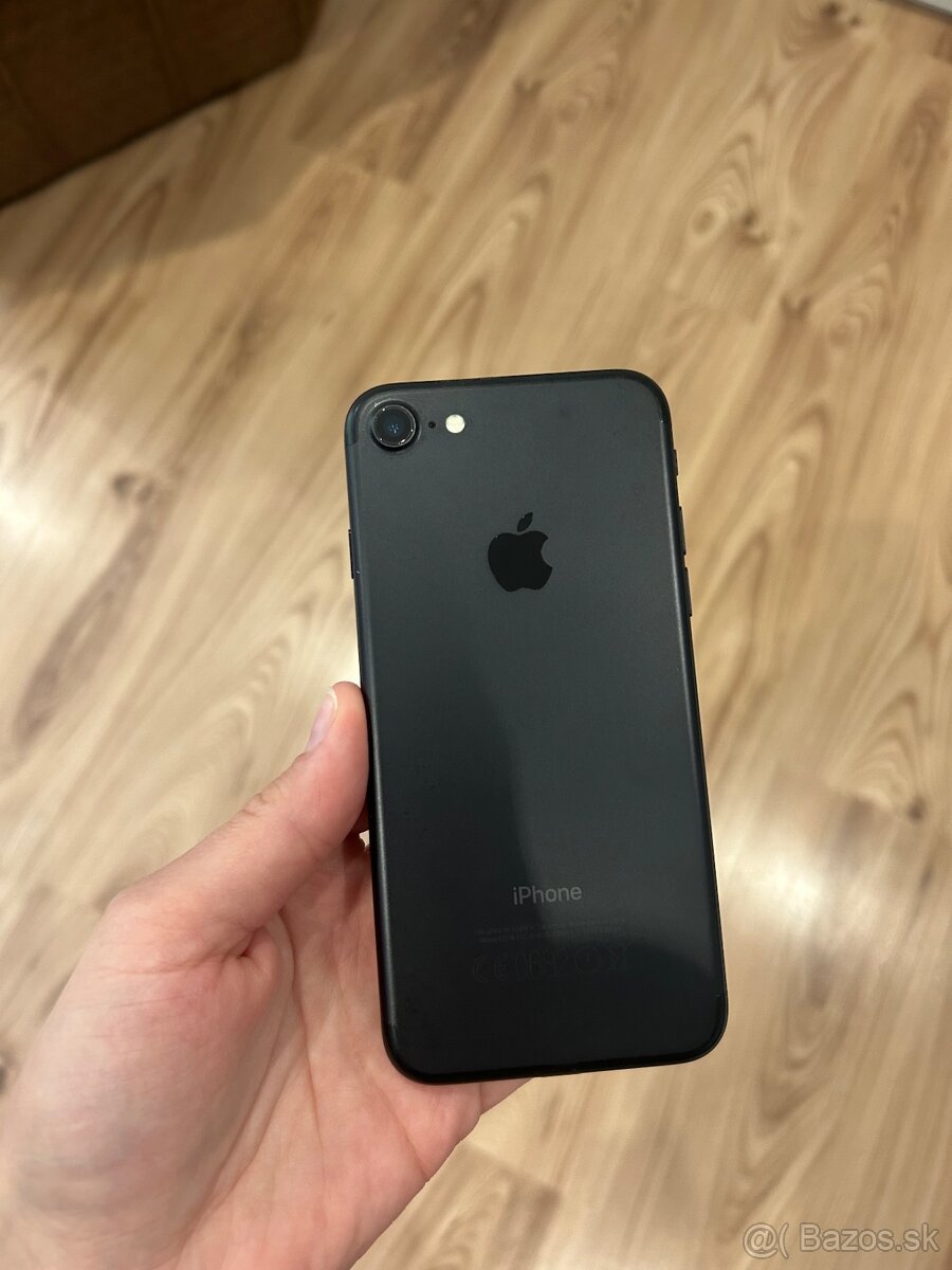 Predám iPhone 7 32GB