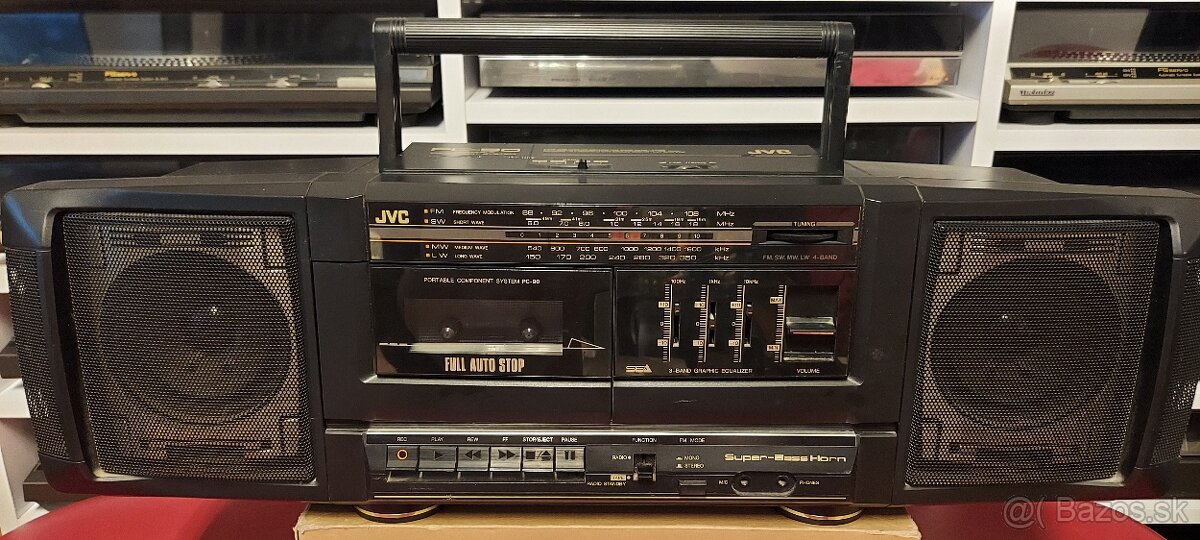 Predám vintage boomboxy JVC, Philips a Grundig