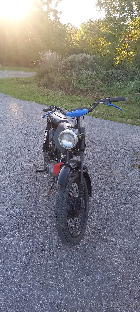 Jawa mustang 23