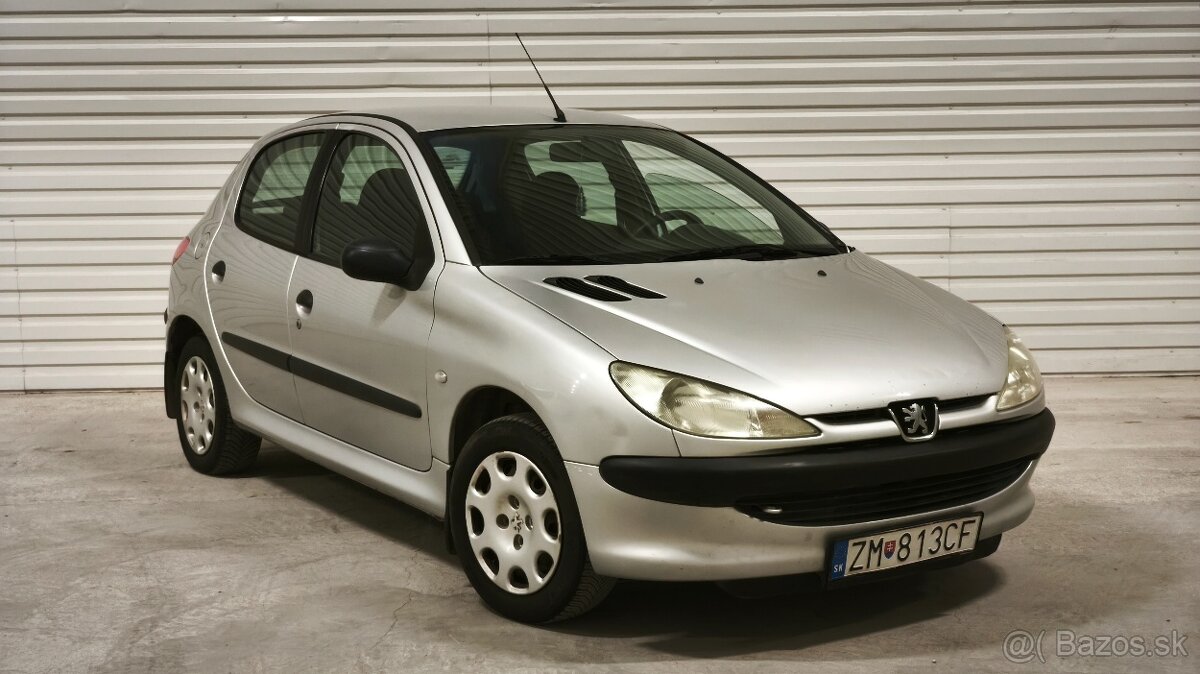 Peugeot 206 1.1 benzín