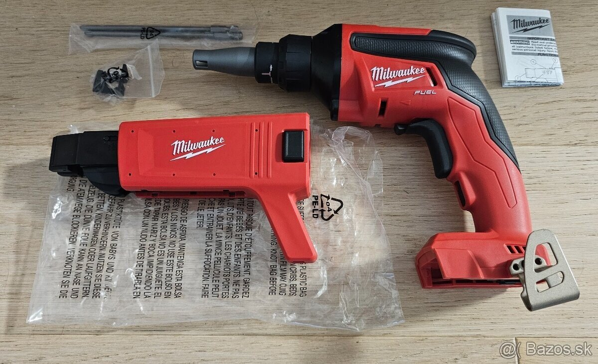 M18 Milwaukee M18FSG-0 s adaptérom na pásy