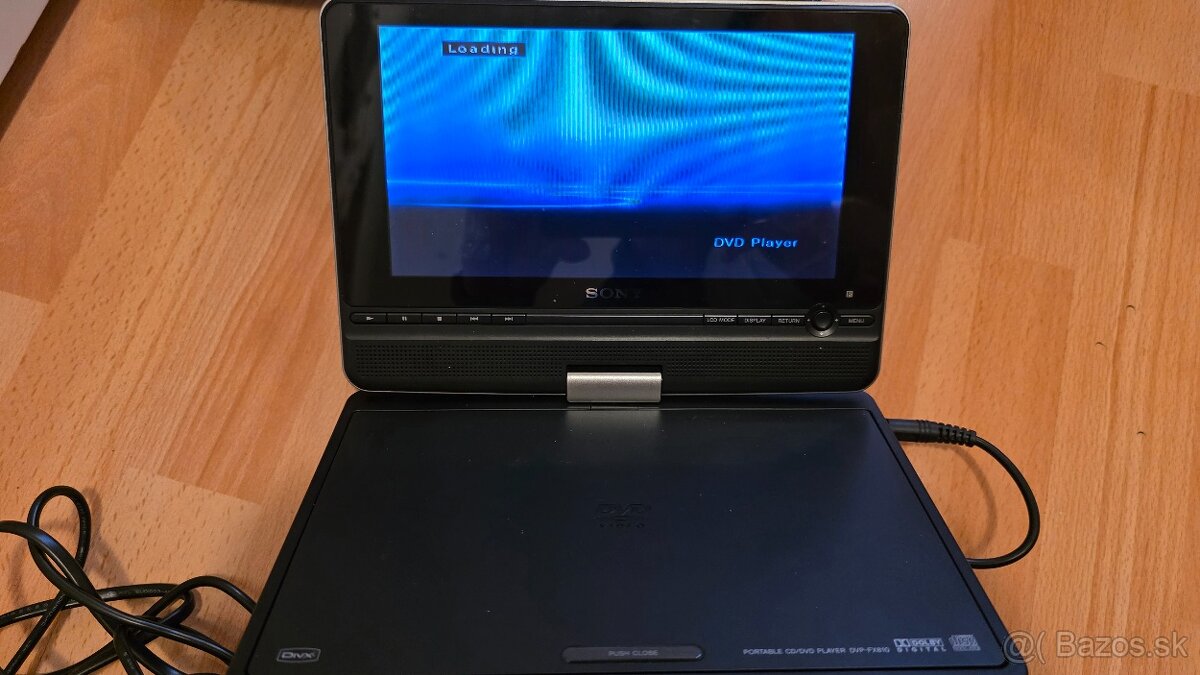 SONY do auta DVD prehrávač.