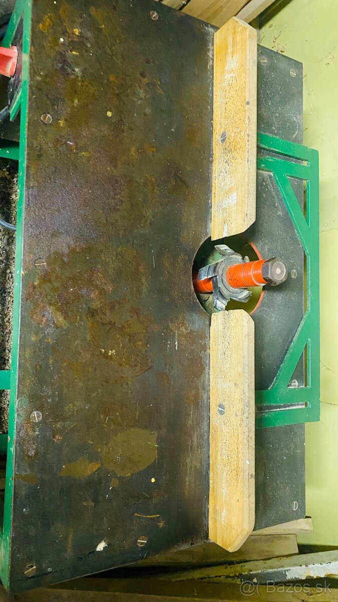 Spodna stolarska freza