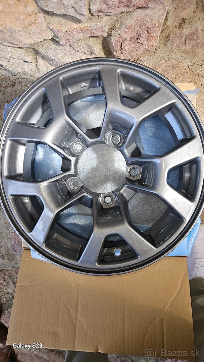 Predám originál disk Suzuki Jimny IV.gen.+ orig.kryt rezerva