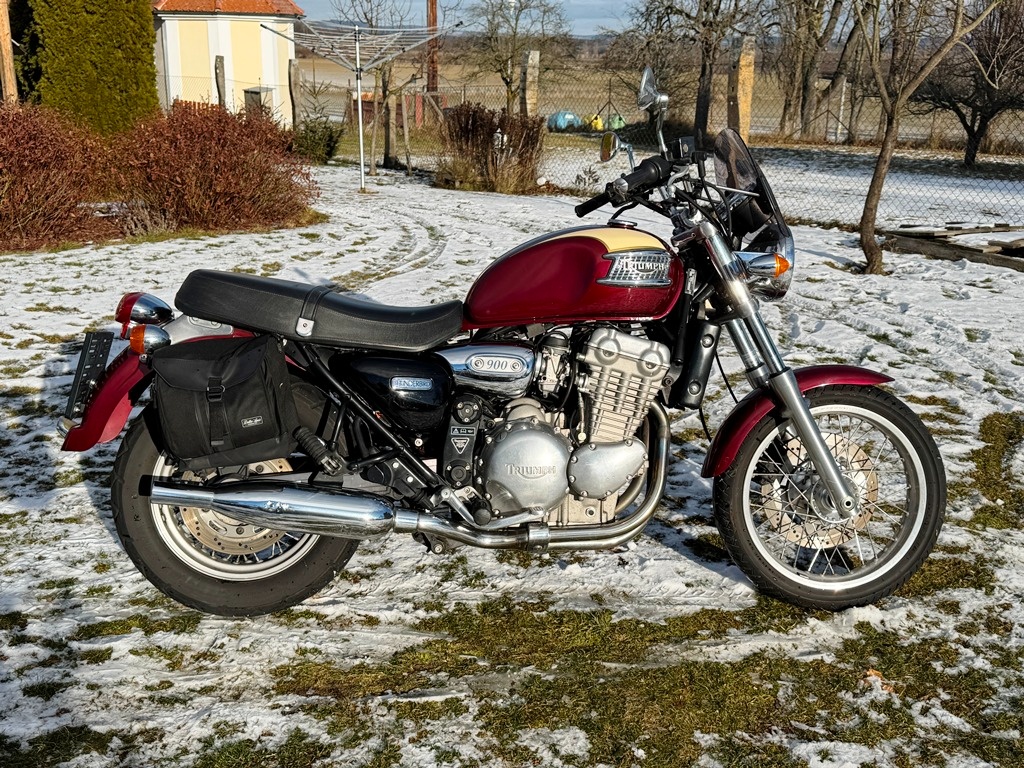 Triumph 900 Thunderbird, manuál, doplnky