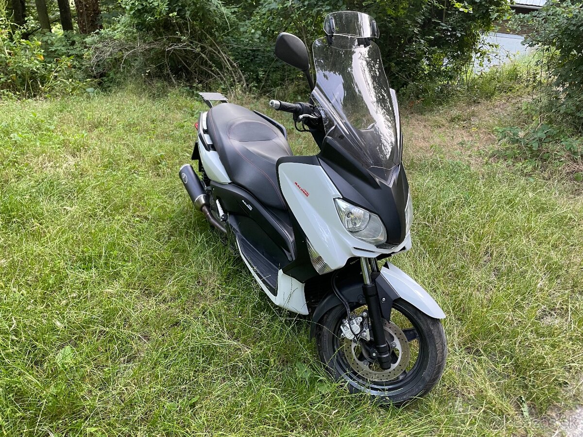 Yamaha YP125 R X-max