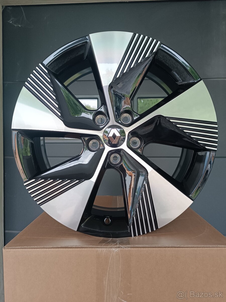 5x114.3 R18 Renault Megane E-tech