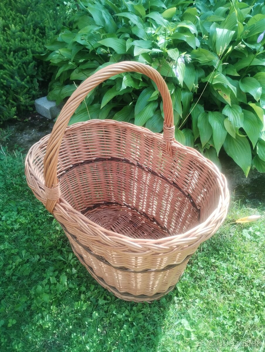 Prútený košík