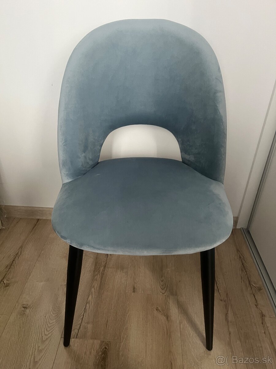 Jedálenské stoličky 4 ks