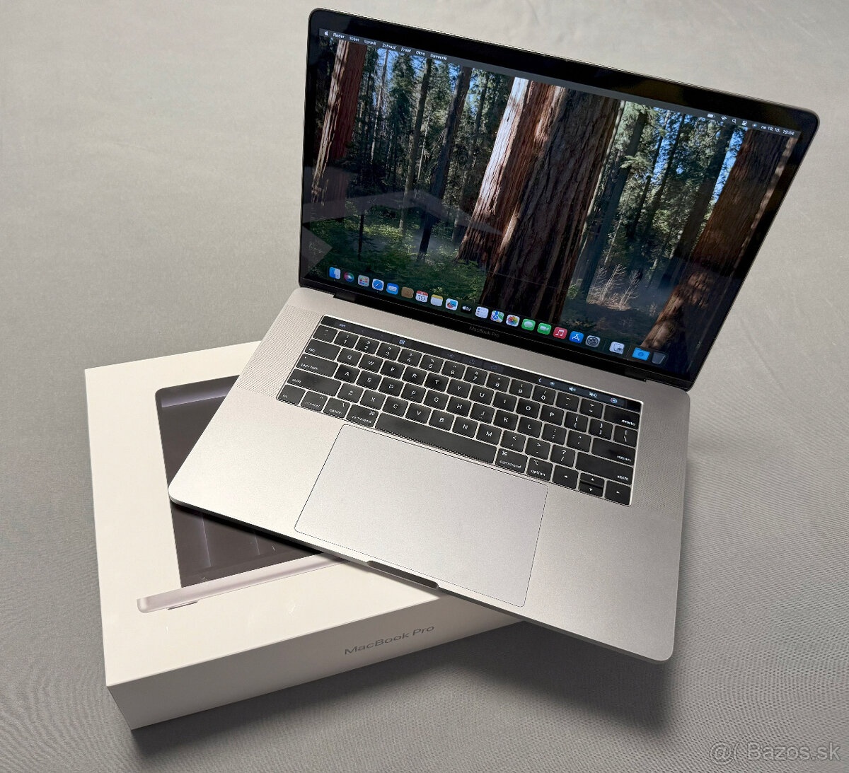 MacBook Pro 15" 2019 - i7, 16GB, 256GB (Space Grey)