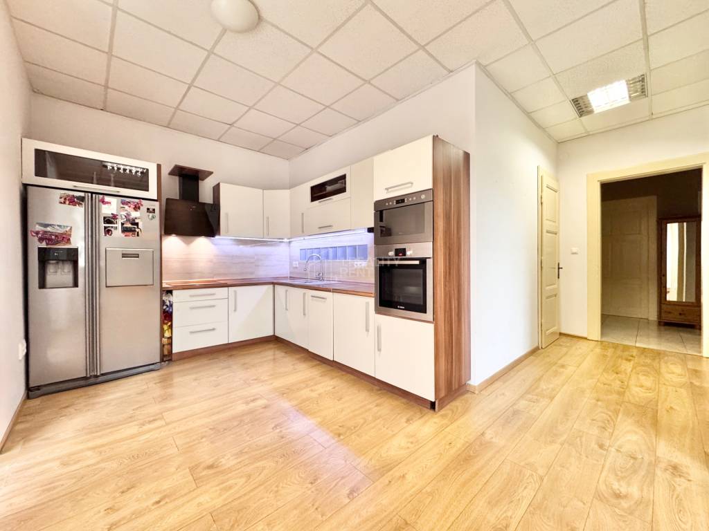 Predaj: RD vhodný na spojenie bývania a podnikania v Žiline-