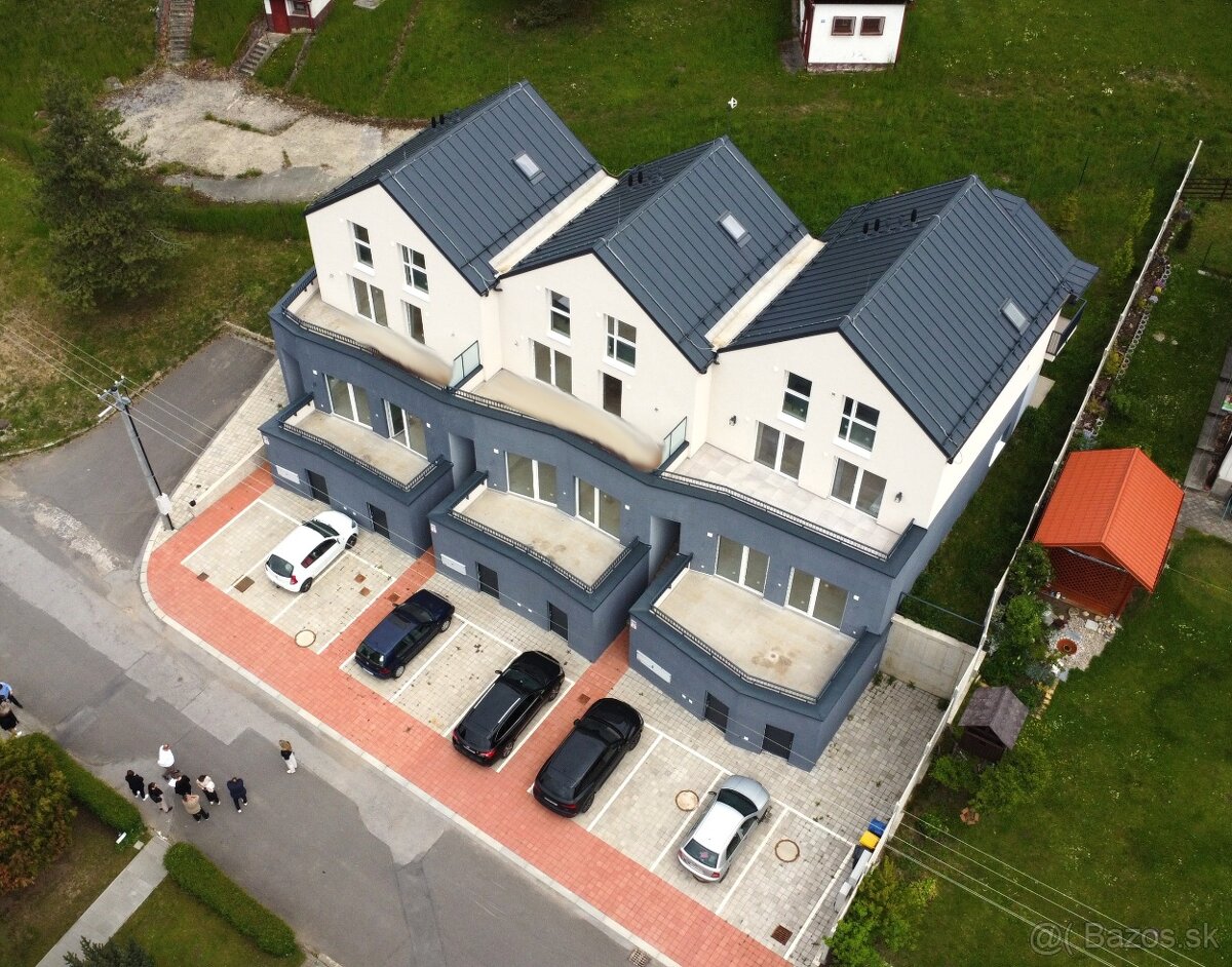 2-izb. byt a 2 parkovacie miesta NA PREDAJ - Lipt. Hrádok